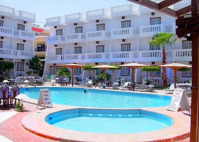 Heliopolis Hotel *